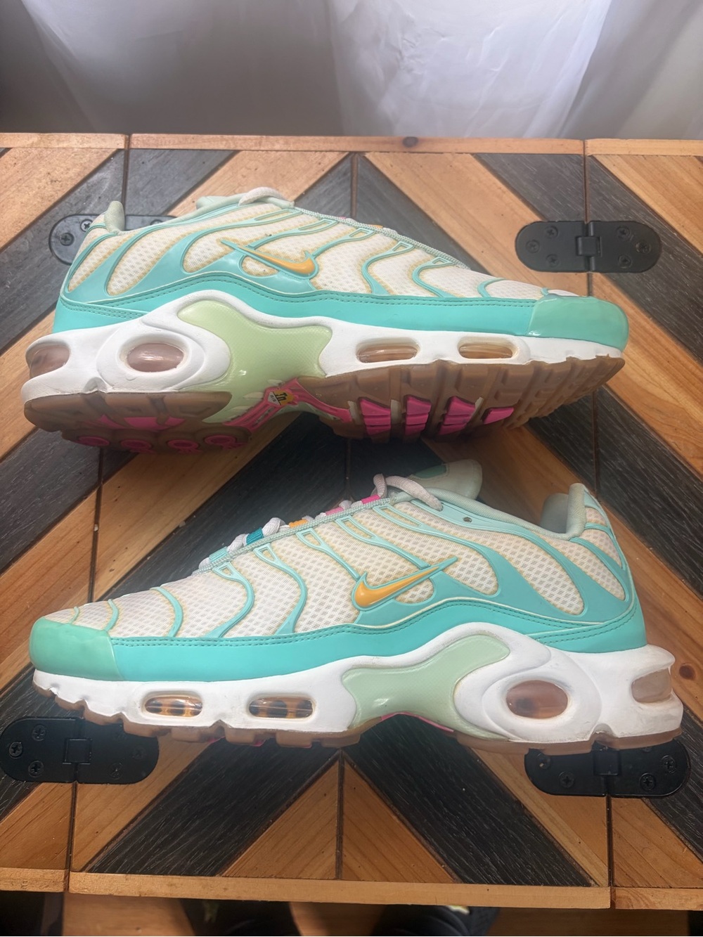 Nike Women's Aqua, Mint & White Air-Style Running Sneakers